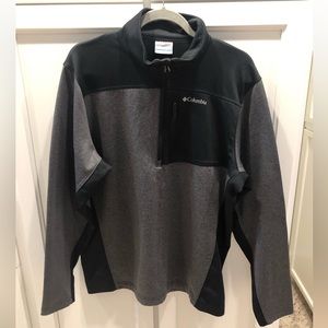Men’s Columbia Large 1/2 zip pull over fleece